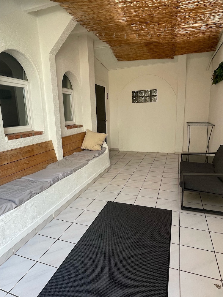 Family Suite, Terrace, Pool View (for 5) photo 3