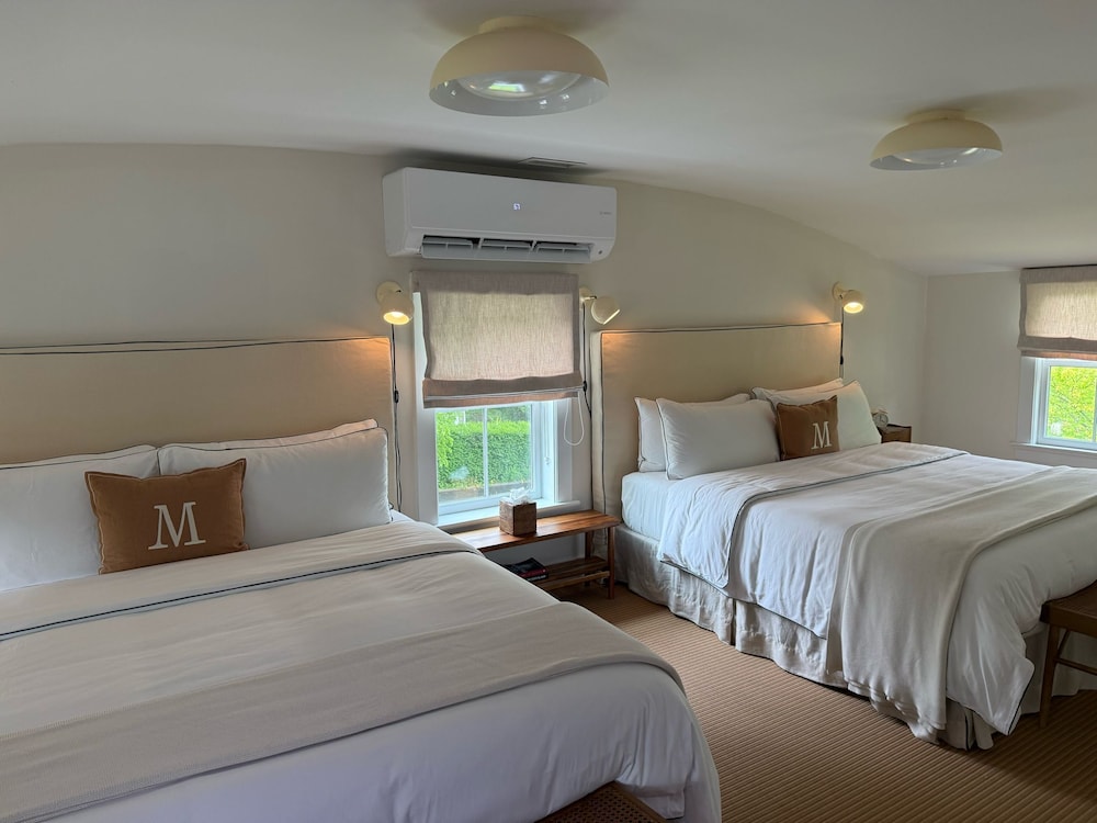 Premier Double King Room photo 1