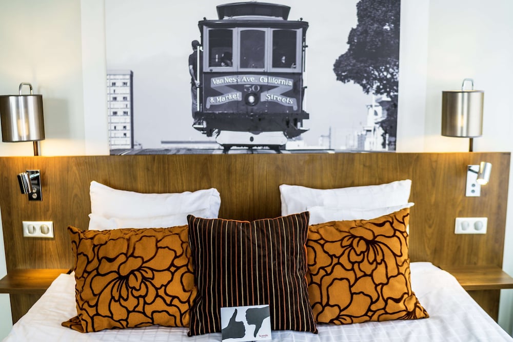 Economy Twin Room photo 1