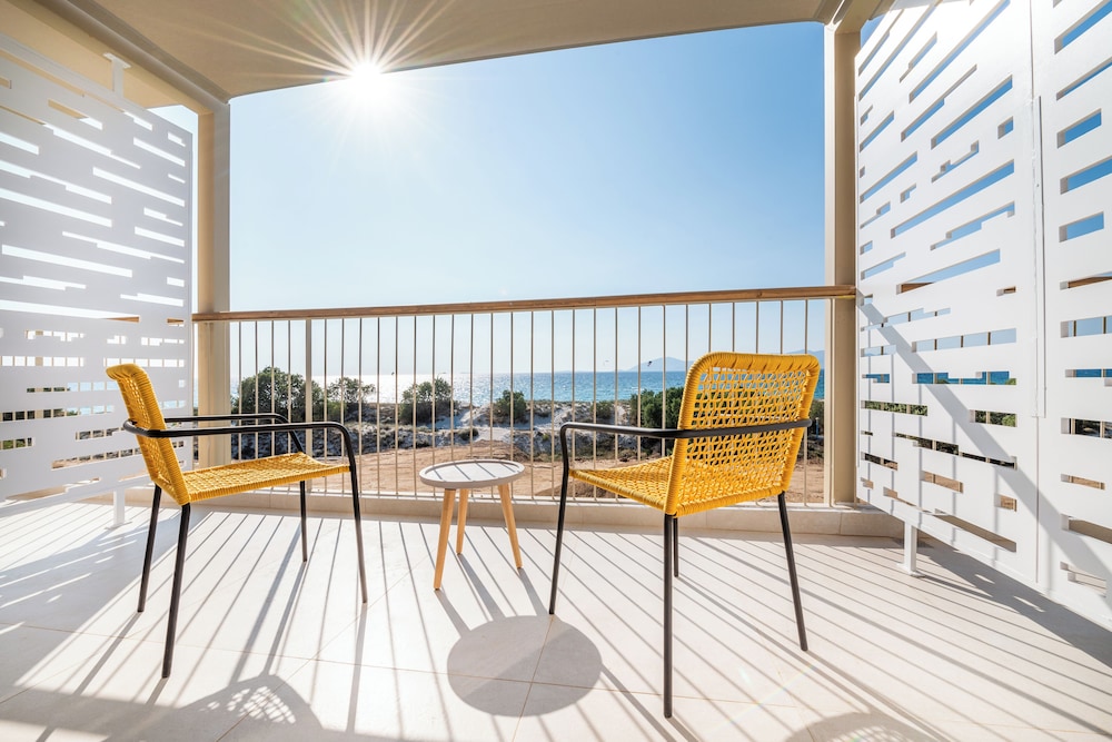 Premium Double Room, Sea View photo 3