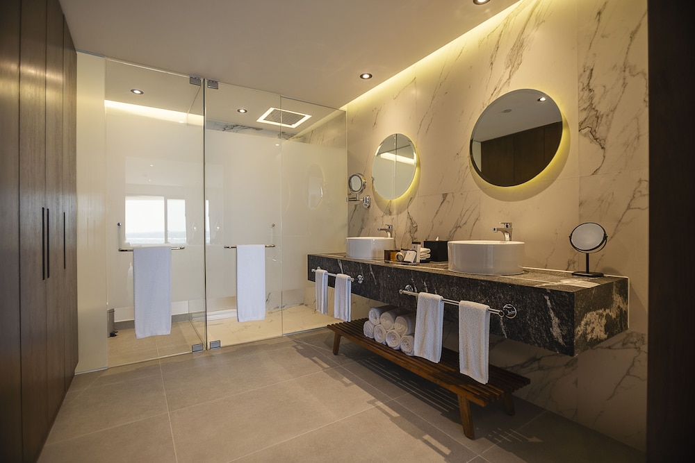 1 Bedroom Oceanview Residences