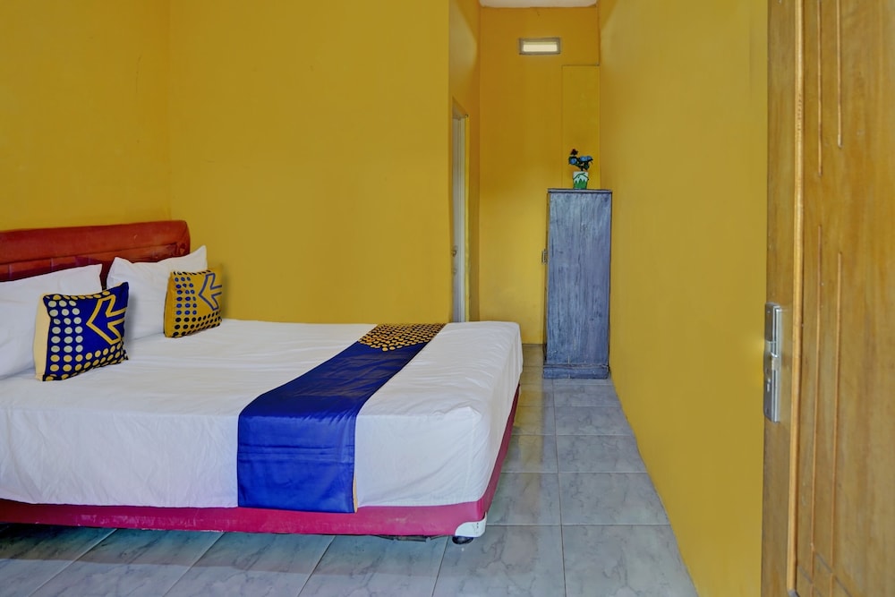 Double Room - Photo 9