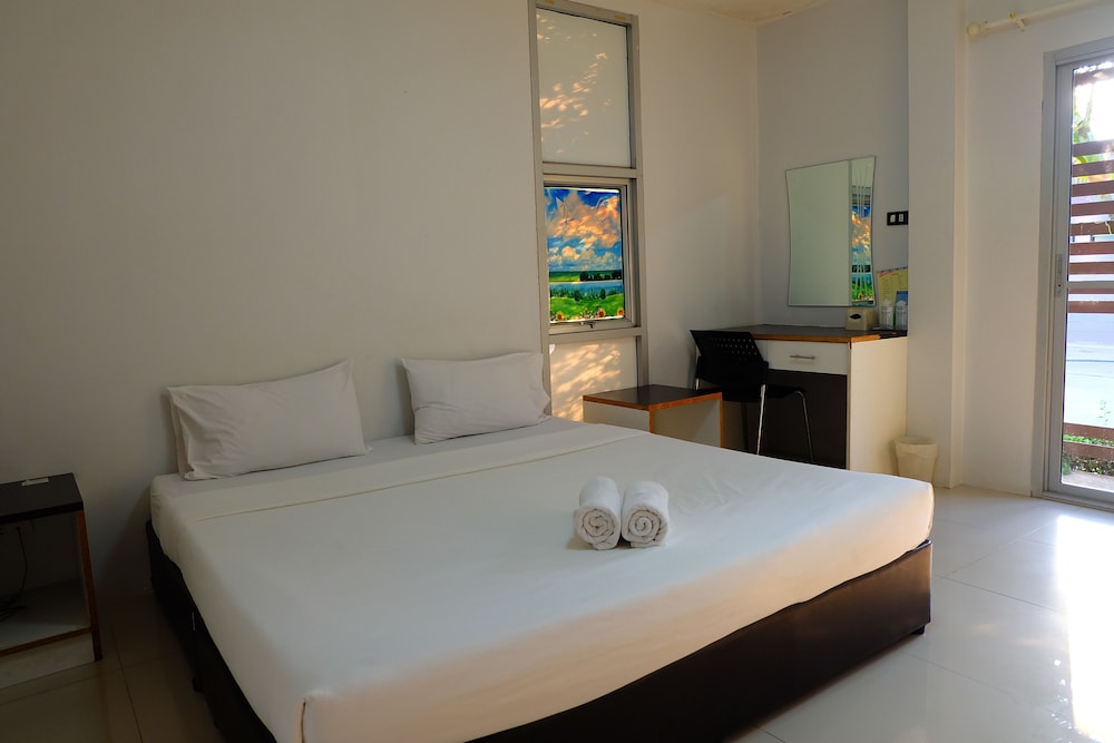Standard Double Room photo 3