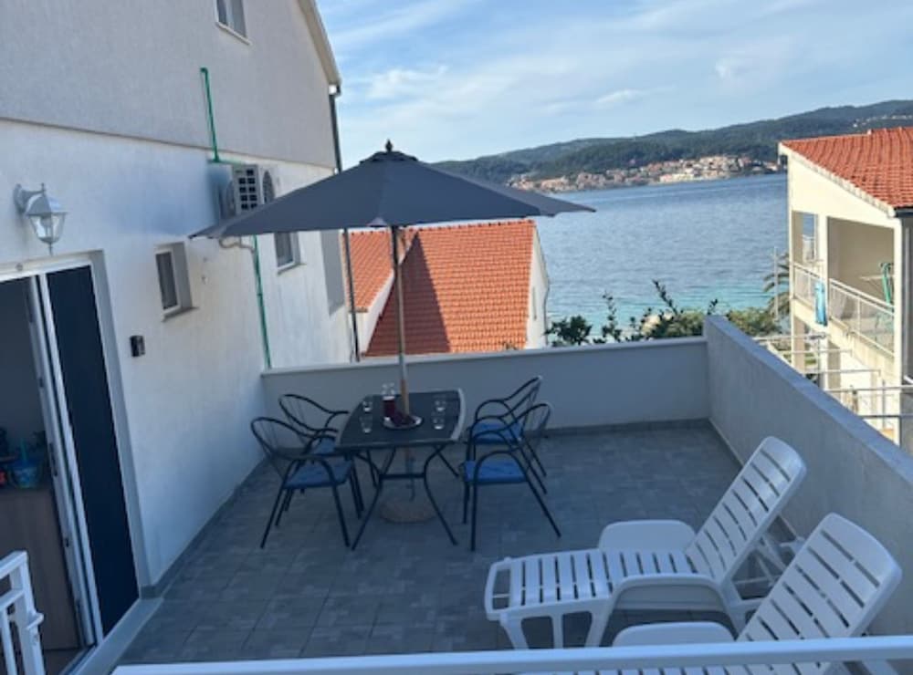 Apartment (One Bedroom Apartment With Sea View)