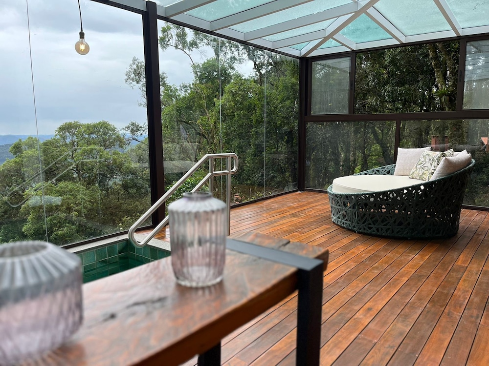 Premium Suite, Private Pool, Mountain View