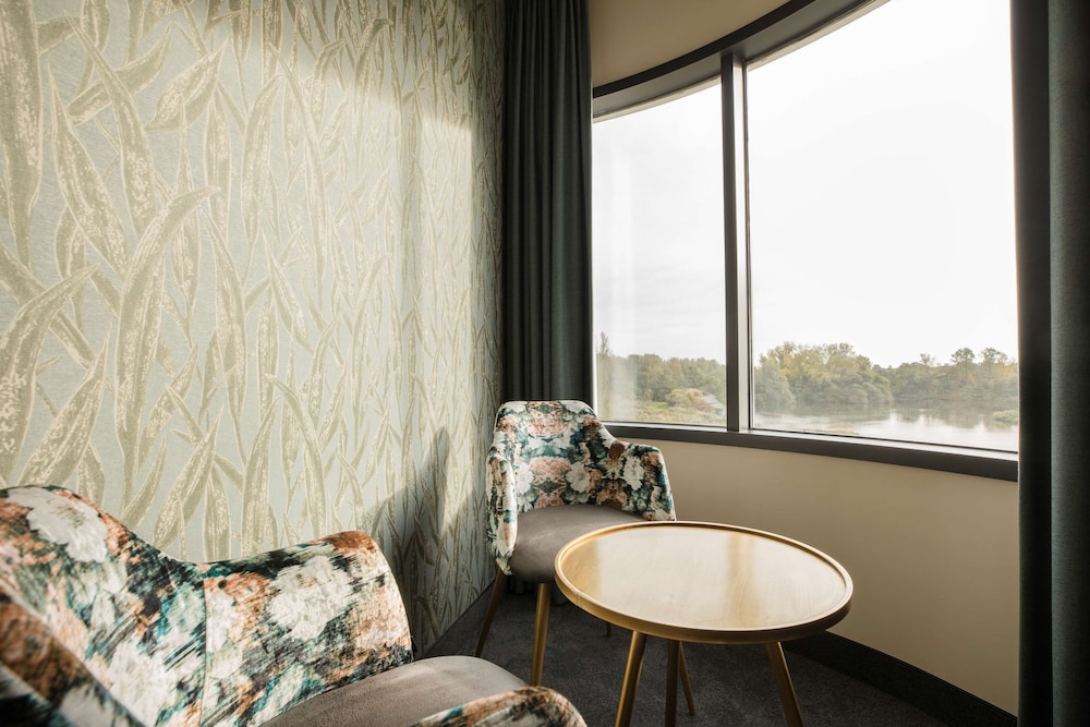 Comfort Room, Multiple Beds, Non Smoking - Photo 6