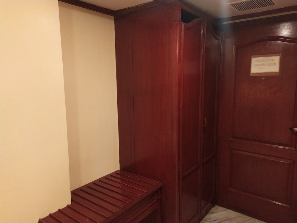 Standard Double Room - Photo 6