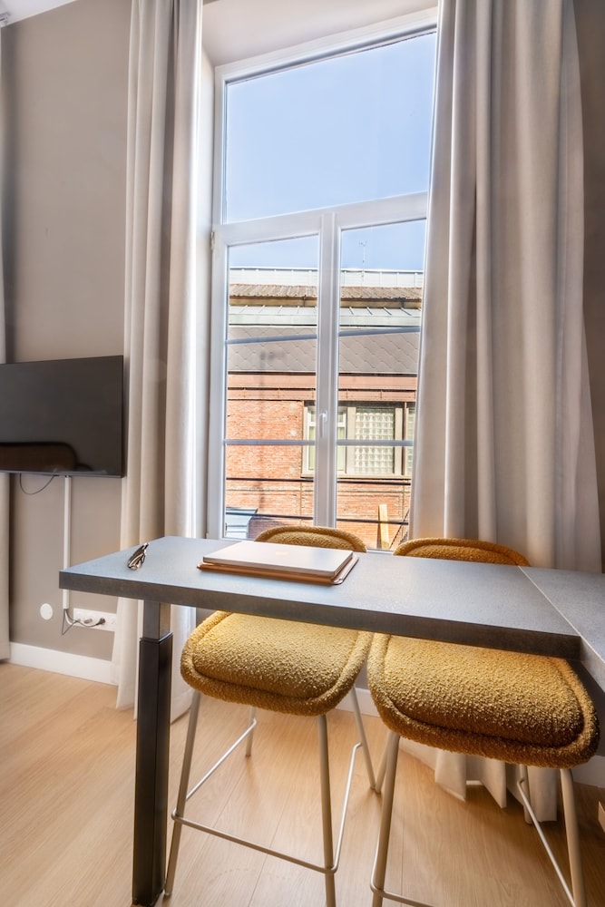 Standard Studio, Ensuite - Photo 19