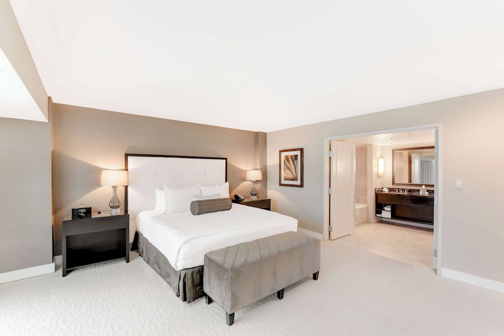 Presidential Suite, Multiple Beds