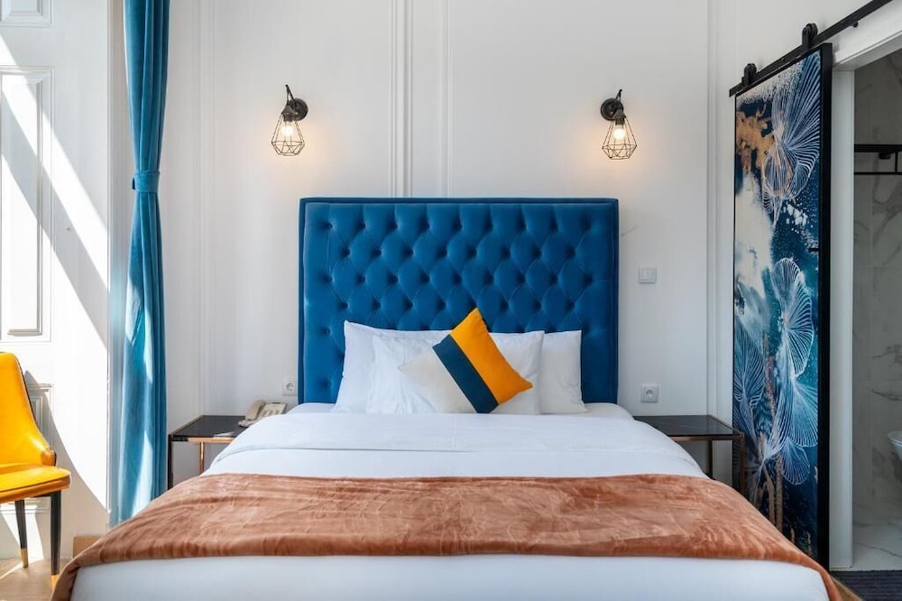 Superior Double Room, City View photo 3