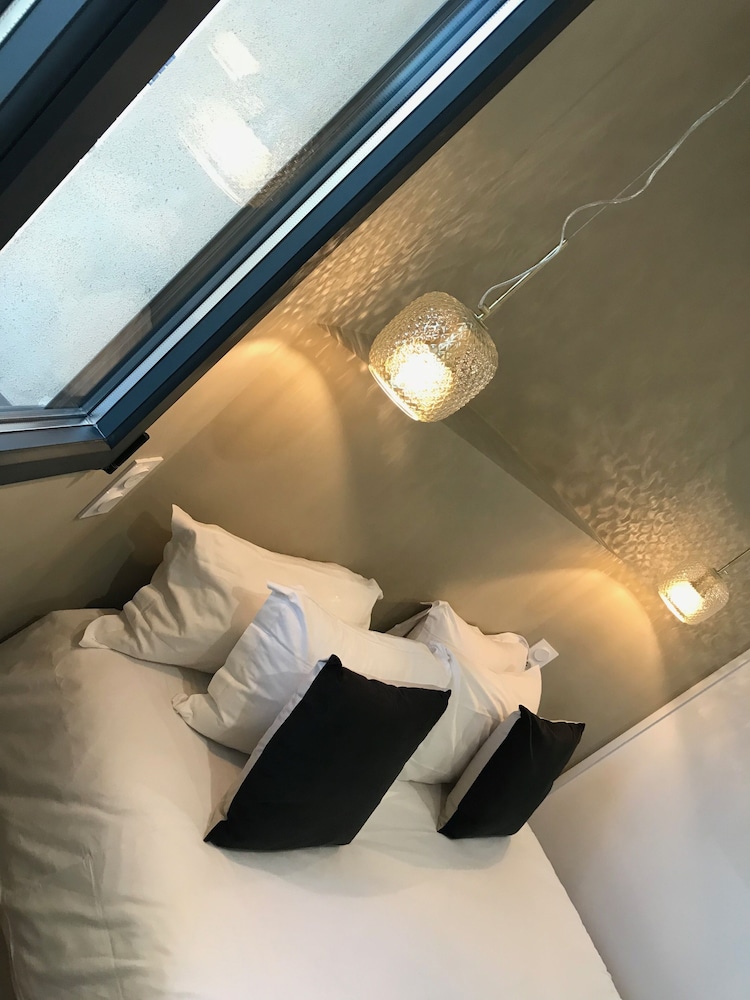 Deluxe Apartment, Ensuite - Photo 3