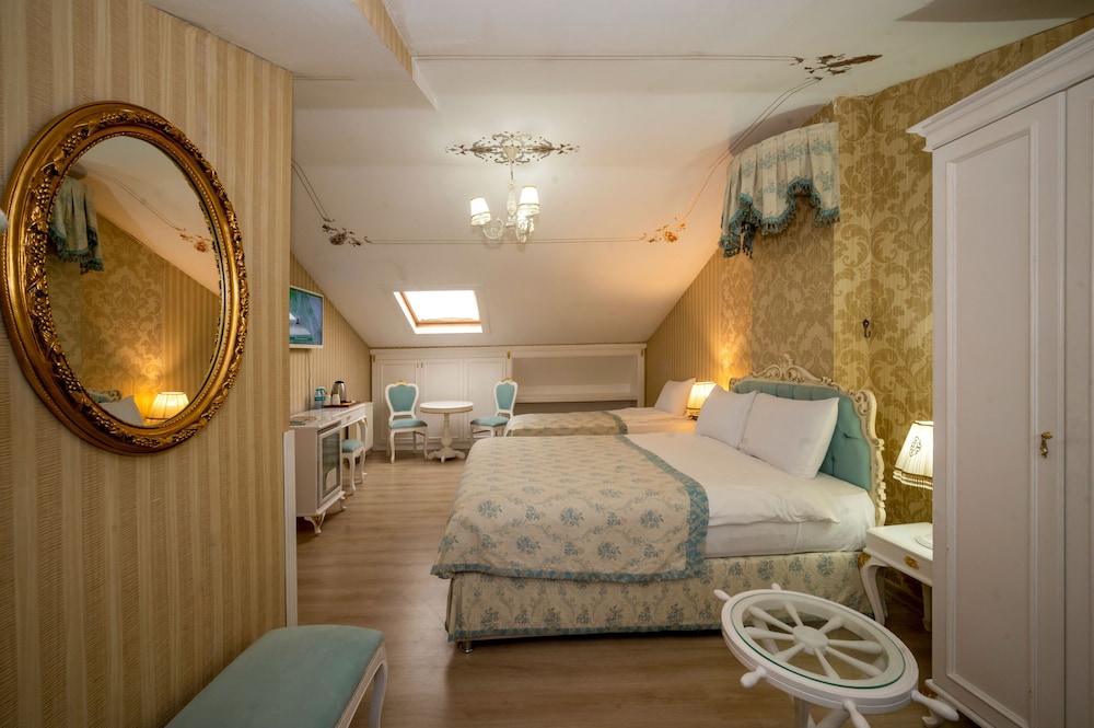 Superior Triple Room photo 1