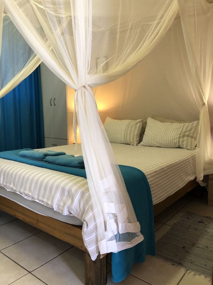 R43 en suite twin beds photo 3