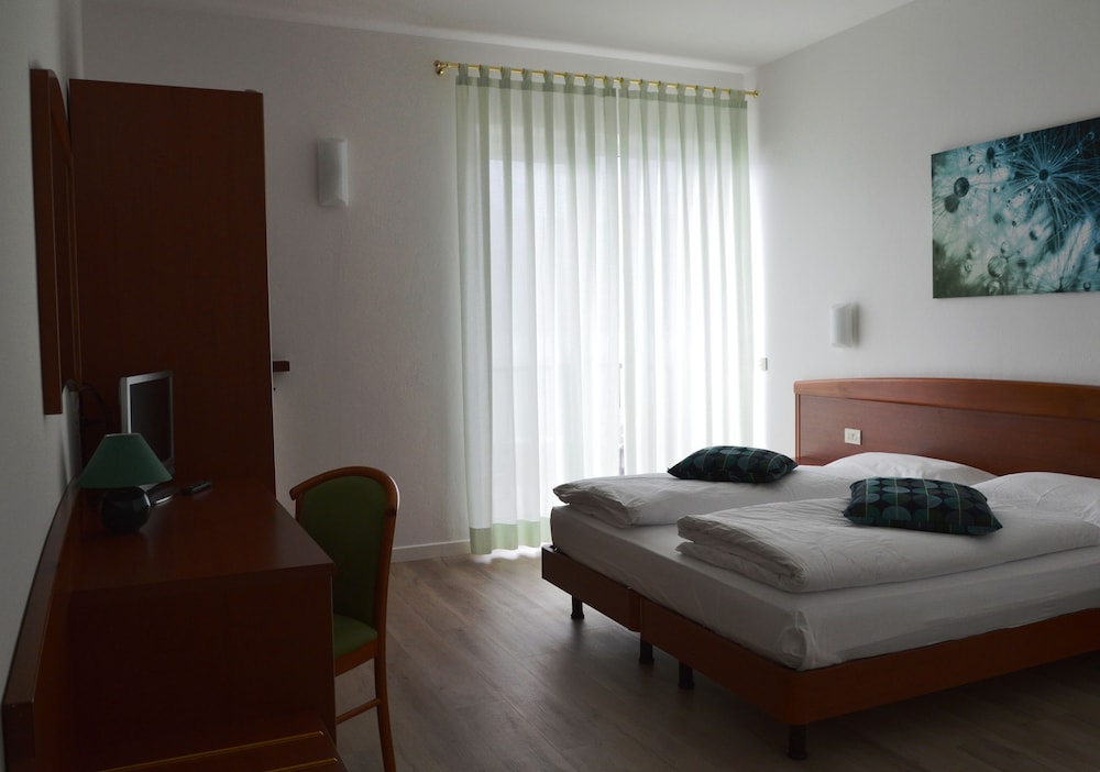 Classic Double Room photo 2