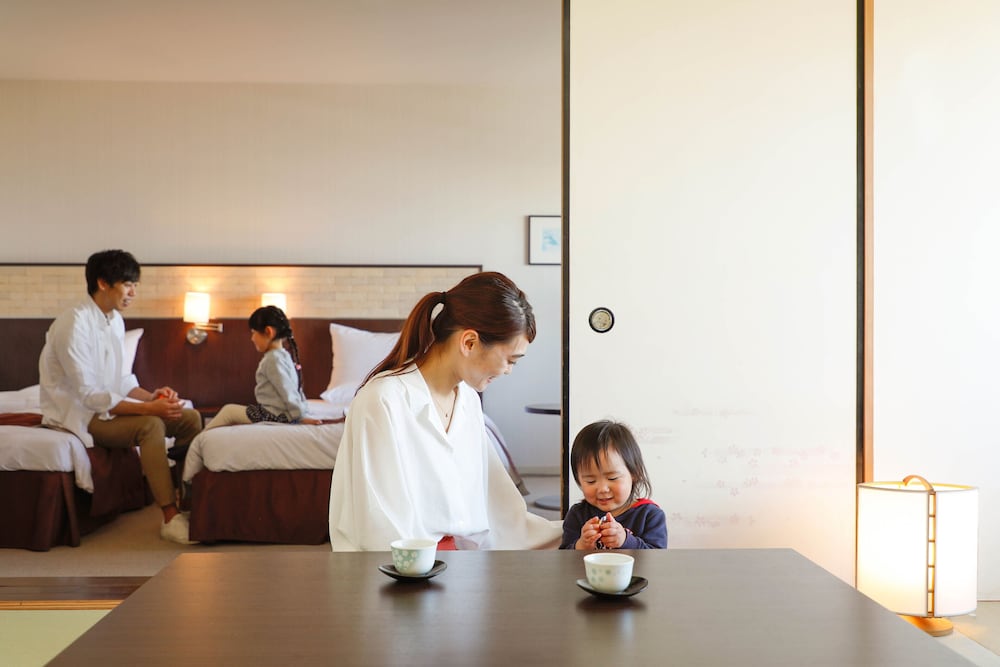 Japanese-Western Style, Non Smoking, Ocean View (Main Building) photo 3