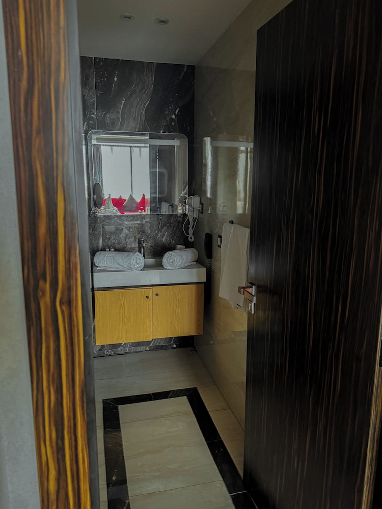 Deluxe Double Room - Photo 2