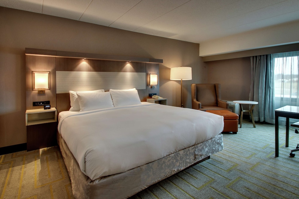 Room, 1 King Bed, Air conditioning photo 2