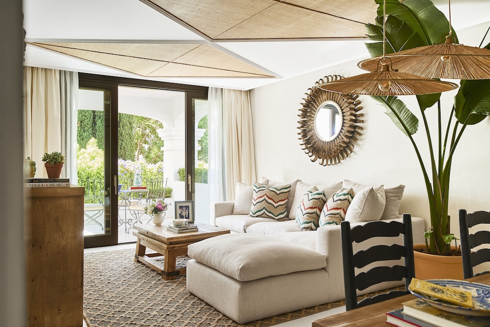 Suite, 2 Bedrooms thumbnail 6