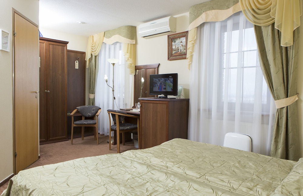 Standard Double Or Twin Room photo 2