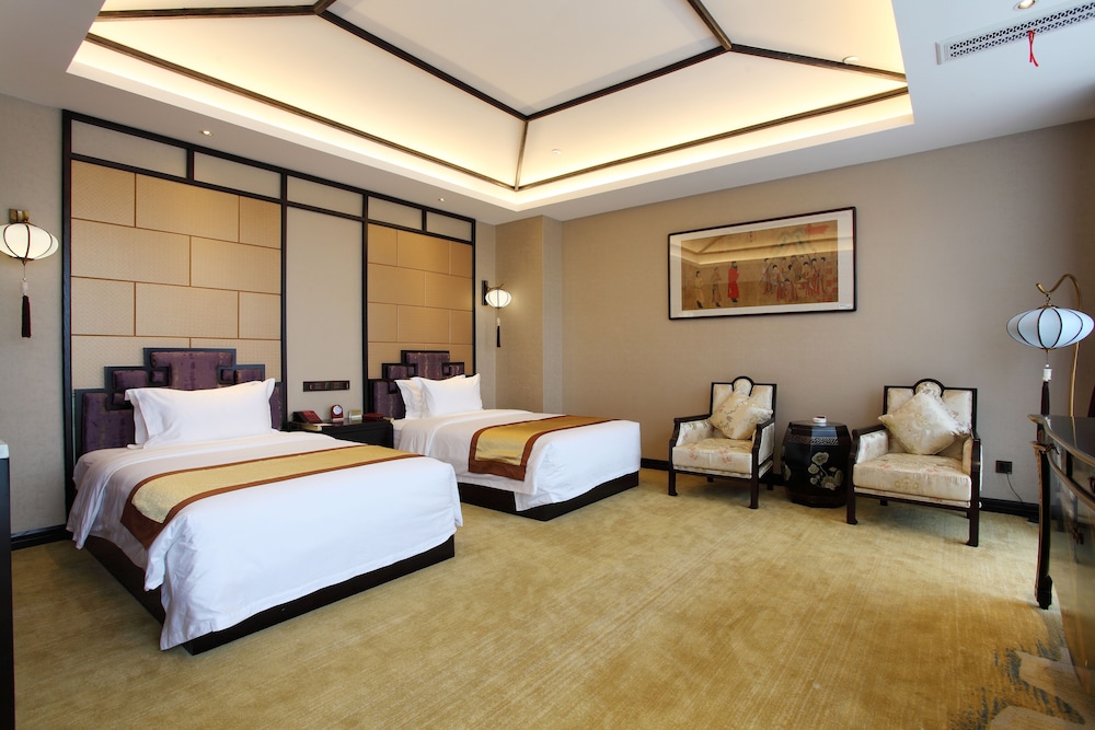 Panoramic Twin Room photo 3