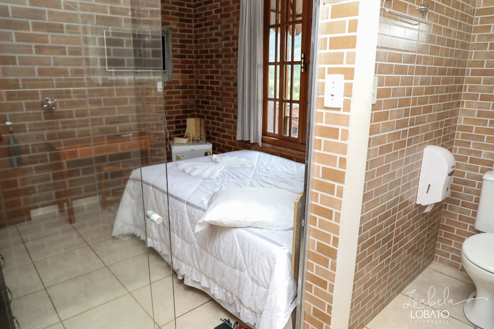 Standard Double Room photo 3