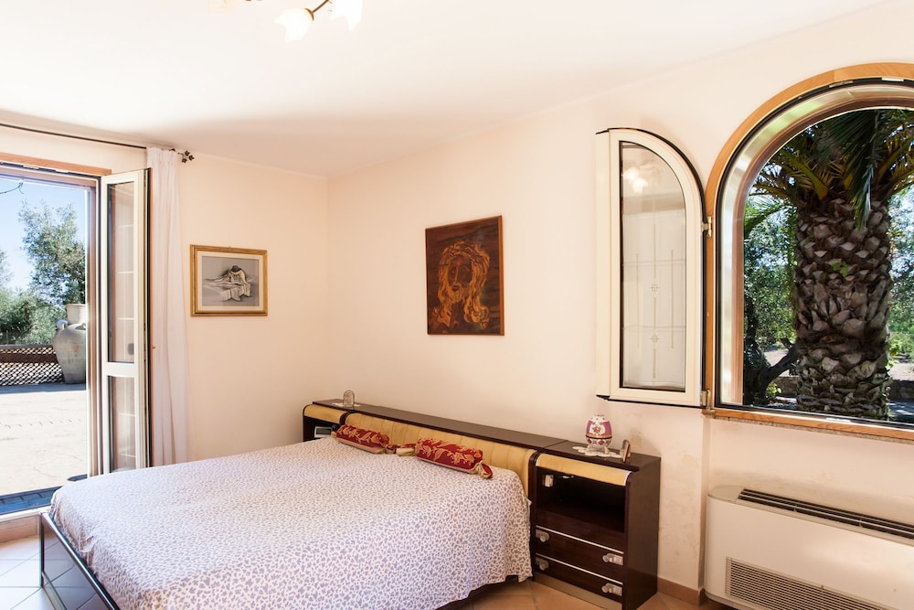 Villa, 4 Bedrooms photo 1