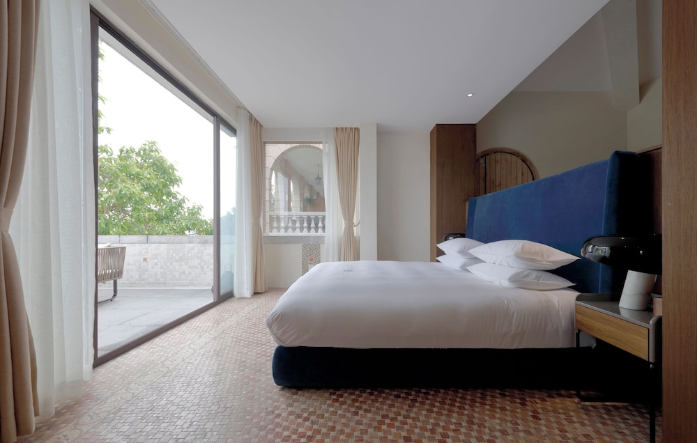 Superior Suite, Patio, Sea View