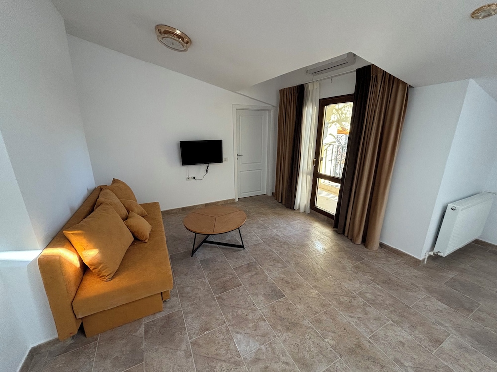 City Apartment photo 3