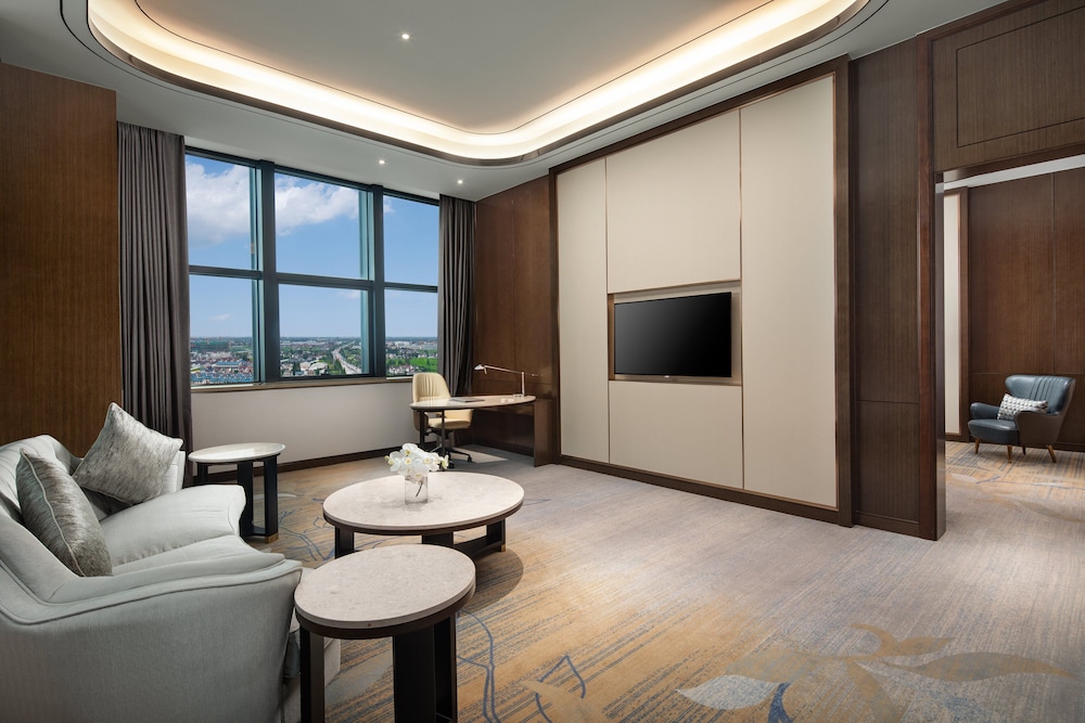 Suite, 1 Bedroom photo 3