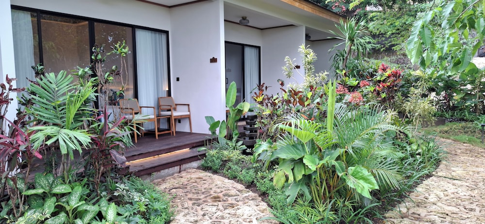 Room, Garden View - Photo 14