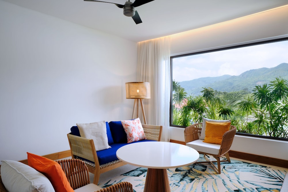 Family Suite, 1 Bedroom, Mountain View - Photo 6