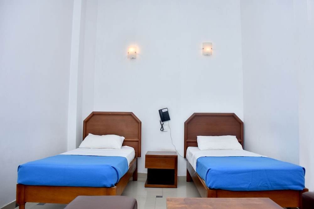 Deluxe Twin Room, 2 Twin Beds, Hill View