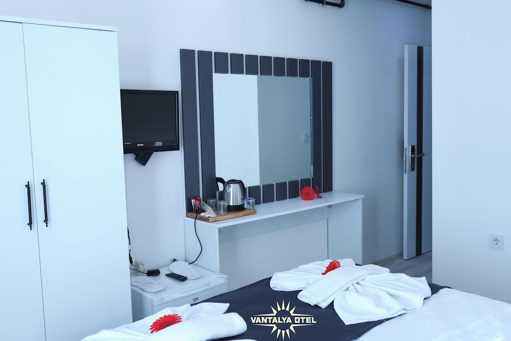 Deluxe Quadruple Room photo 2