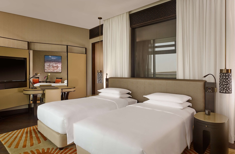Room, 2 Twin Beds, Balcony