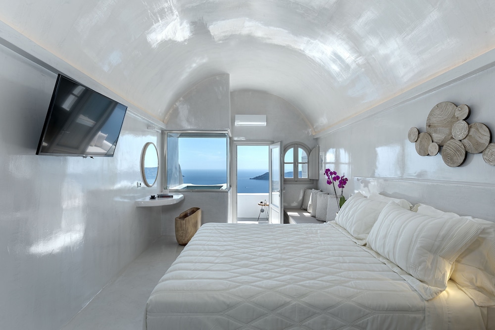 Grand View Suite with outdoor Hot Tub