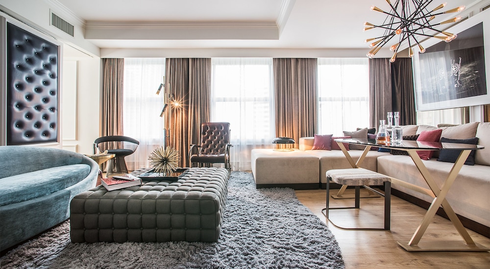 Room (Sir Richard's Flat)