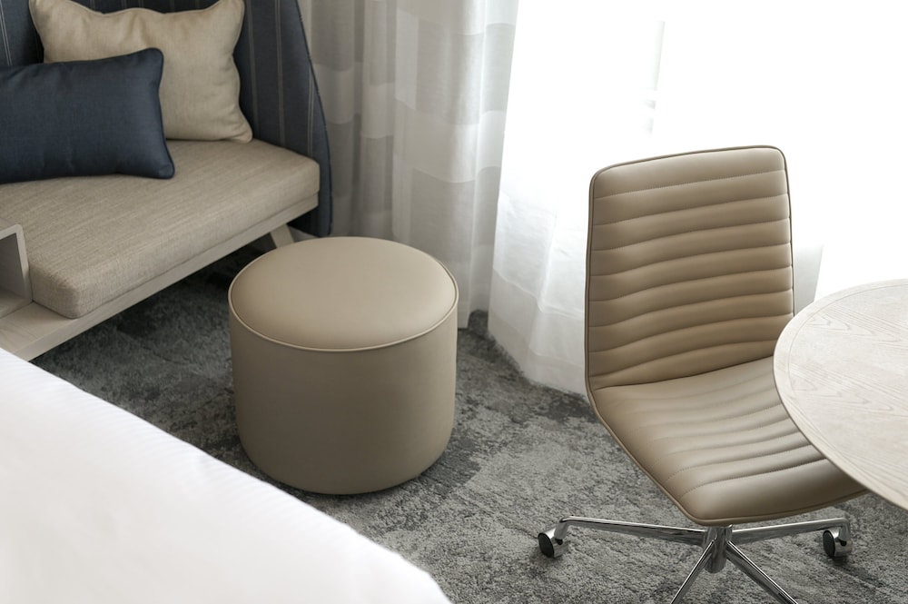 Suite (Free Breakfast) - Photo 11