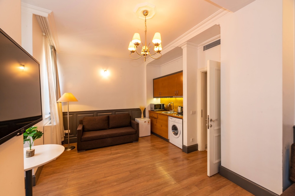 Deluxe Apartment photo 3