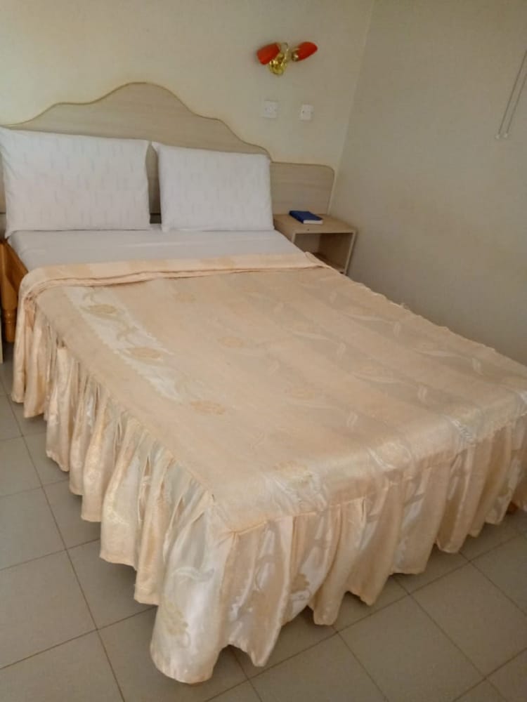 Standard Room photo 2