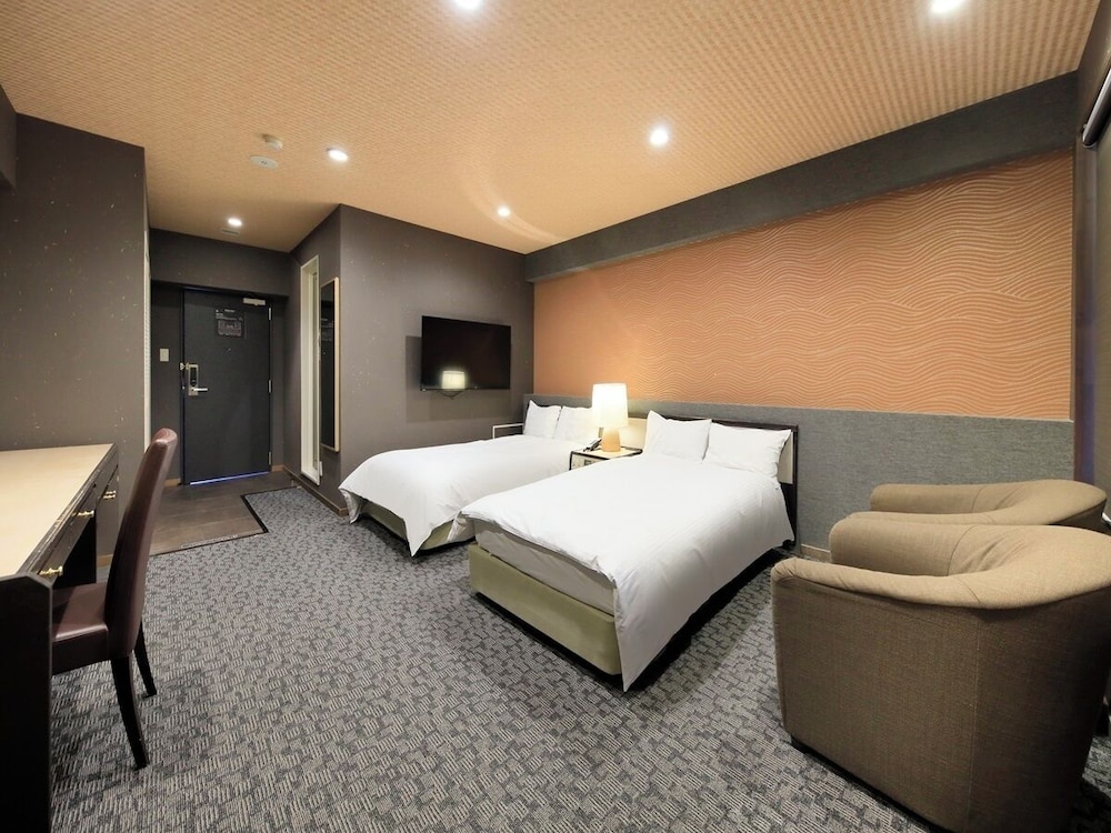 Twin Room with Private Open Air Bath - Photo 4