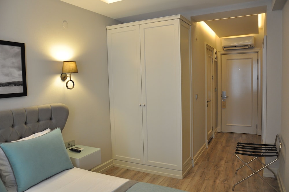 Superior Single Room photo 3