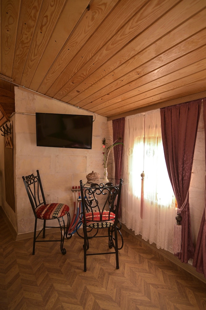 Triple Room (Karayilan) photo 2