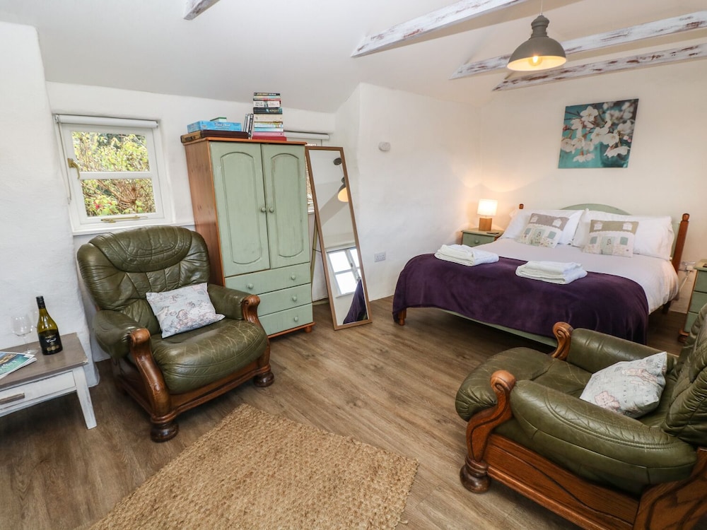 Cottage photo 2