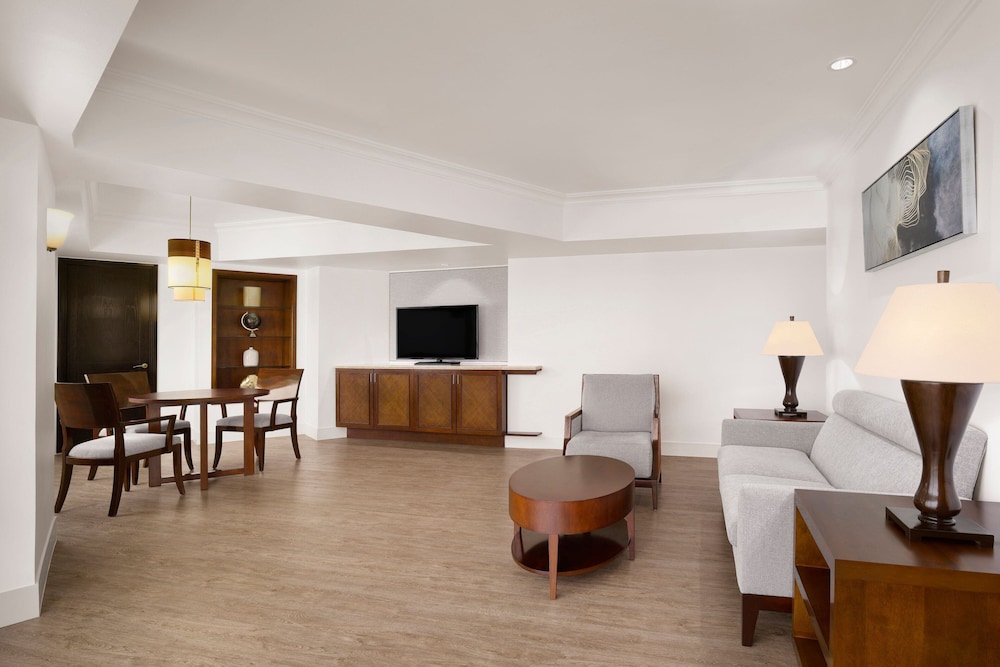 Executive Suite, 1 Bedroom, Executive Level - Photo 3