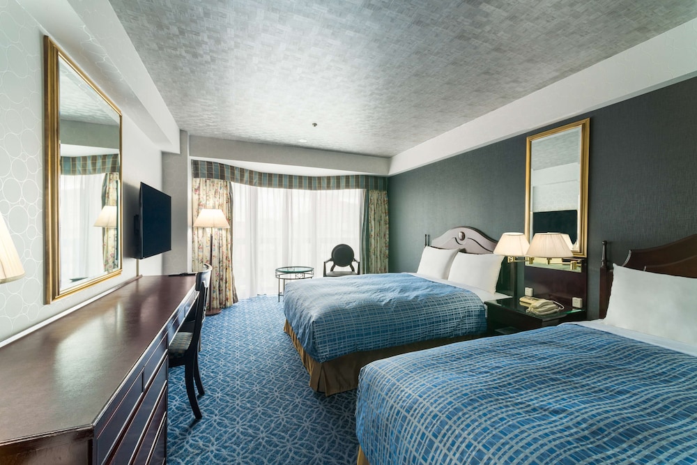 Superior Twin Room, Non Smoking - Photo 1