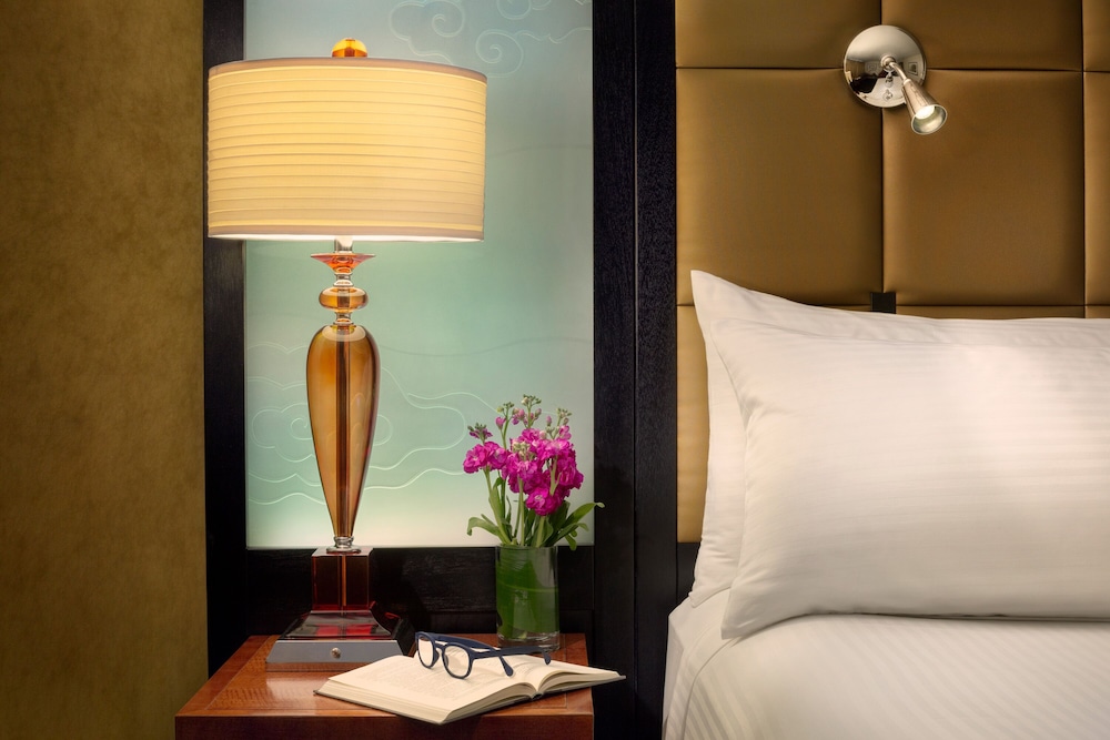 Junior Suite, 1 King Bed