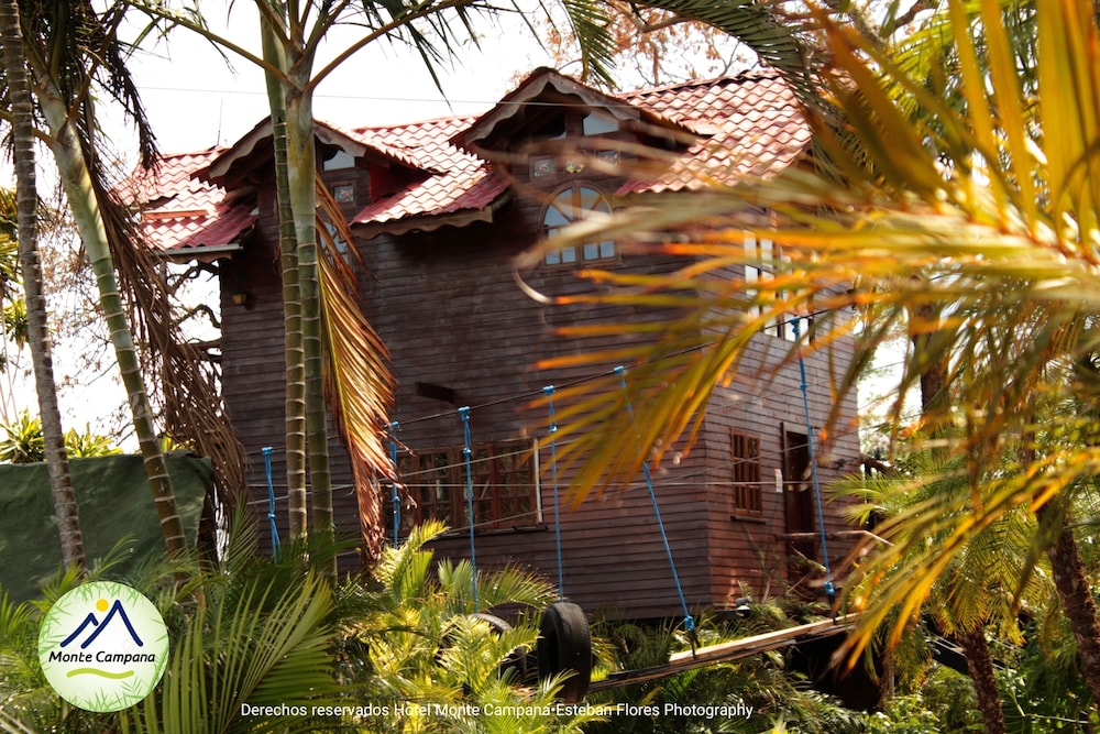 Panoramic Tree House, 2 Double Beds, Balcony, City View