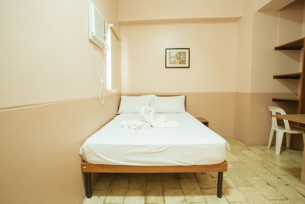 Standard Matrimonial Room photo 2