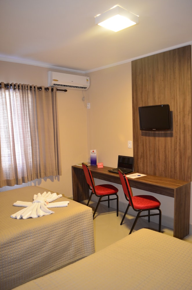 Deluxe Triple Room photo 3