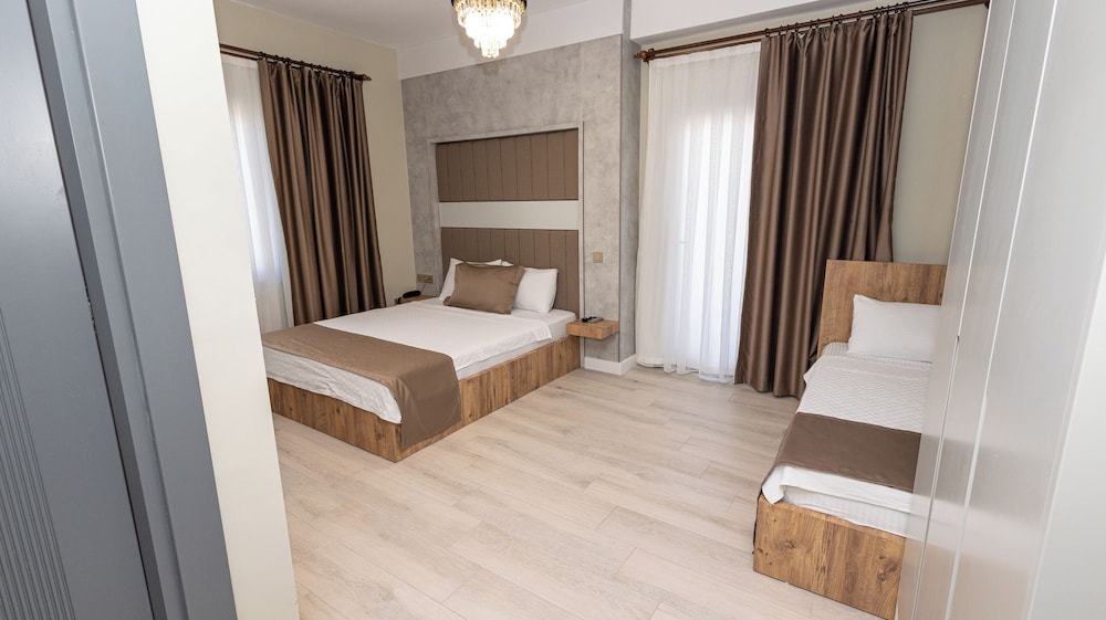 Standard Triple Room, Balcony
